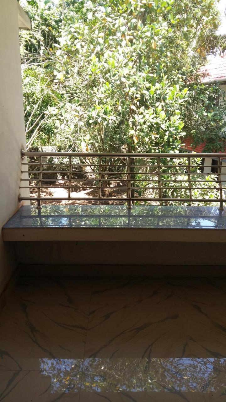 Marari Hopes Villa Mararikulam Bagian luar foto